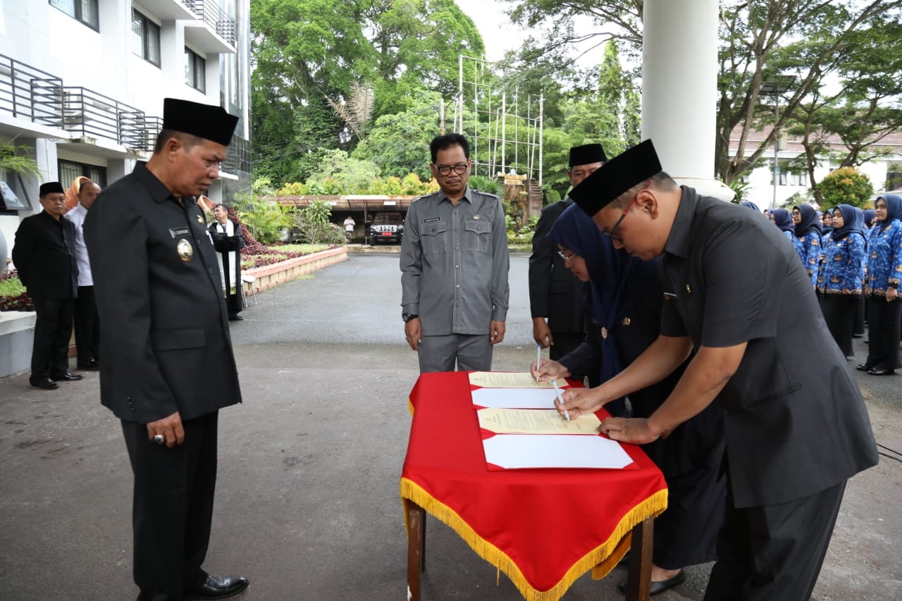 PENGAMBILAN SUMPAH DAN JANJI CPNS MENJADI PNS DILINGKUNGAN PEMERINTAH KOTA SERANG TMT 1 MARET 2023